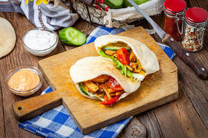 Grilled Juicy Luicy Paneer Pita