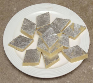 Kaju Burfi (1 Kg)