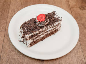 Black Forest Pastry (1 Pc)