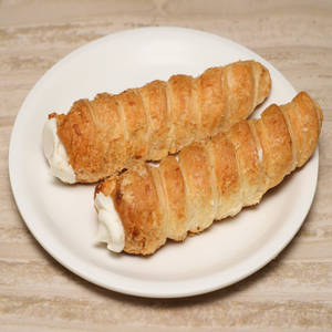 Cream Roll