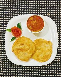 Viruthunagar Poricha Parotta Chicken Guruma [2 Pcs]