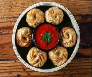Veg Fried Momos [6 Pieces]