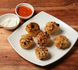 Schezwan momos [fried] 6pcs