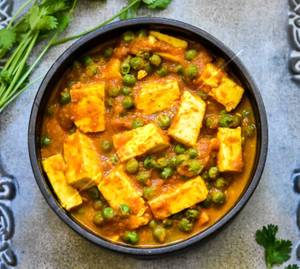 Matar Paneer