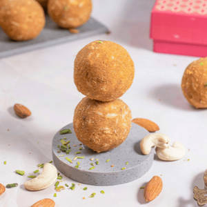 Besan Dry Fruit Laddu