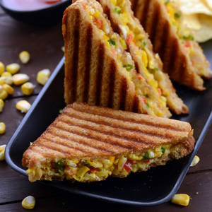 Corn Capsicum Sandwich