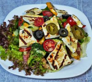 Cottage Cheese & Grilled Veggies Salad