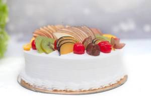 Fresh fruits cake
