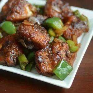 Dry chilli chicken