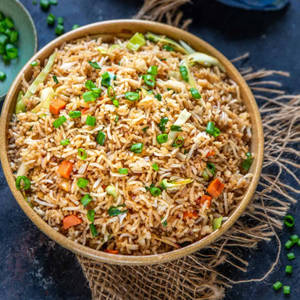 Veg Fried Rice (750ml Box)