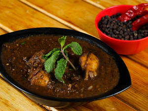 Pepper Gravy Boneless