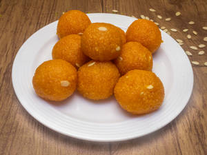 Motichur Laddu