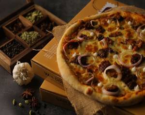 Kerala Roast Veg Pizza