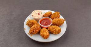Veg Kurkure Momos(6 Pc)