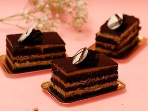 Chocolate Delight Pastry