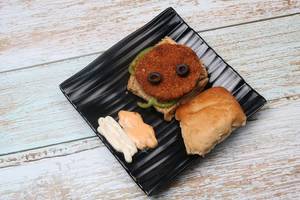 Kolkata Chicken Cutlet Pavman