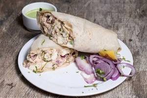 Paneer Malai Tikka Roll