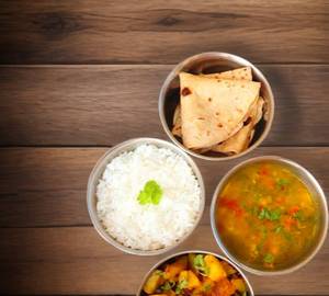 4 Desi Ghi Roti With Rice With Aloo Sabji
