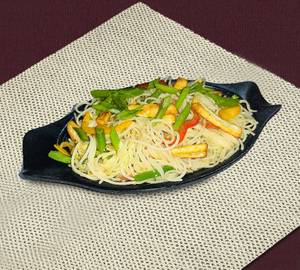 Veg Paneer Noodles [in 650 Ml Bowl]