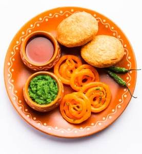Kachori (5 Piece)with Jalebi (250gram)