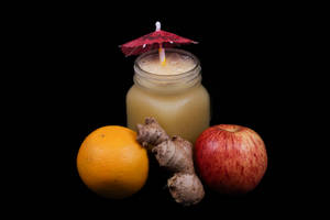 Detox ( Apple , Orange , Ginger )