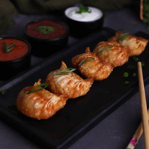 Fried Momos (5 Pcs)