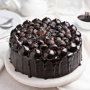 Eggless Choco Snicker Cake