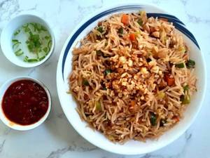 Chilly Garlic Chicken Fried Rice