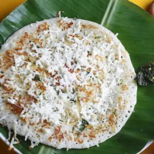 Onion Uttapam Cheese