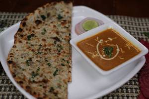 Veg Keema Naan With Gravy