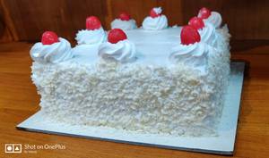 White Forest Cake (Fresh Cream)