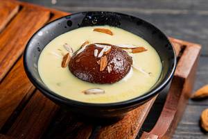 Rabdi Gulab Jamoon