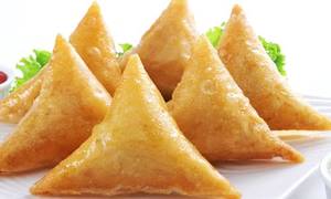Sweet Samosa (1 Pcs)