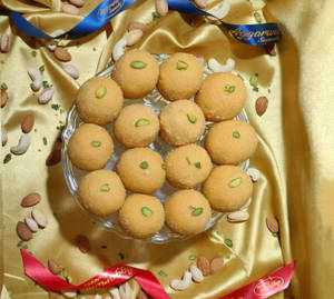 Besan Ladoo