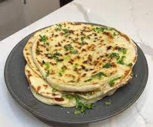 Cheese Garlic Naan