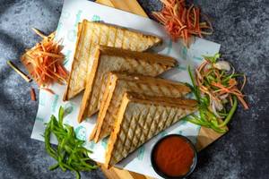 Crunchy Veg Cheese Sandwich