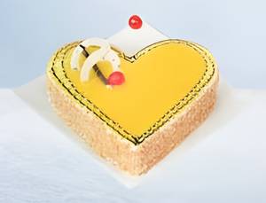Pineapple Heart Shape Cake Combo