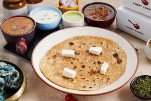 Paneer Paratha (1 Pc)