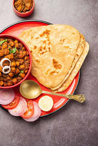 Chole Masala (250 Ml)+3 Pcs Butter Parantha+ Salad+ Lasun Chutney