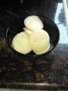 Plain Rava Idli