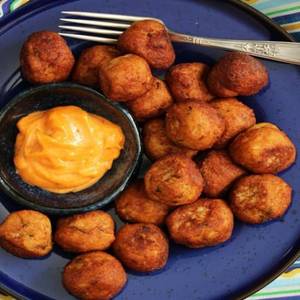 Chilli Garlic Potato Shots (15 Pcs)