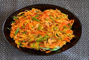 Schezwan Veg Noodles