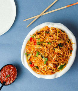 Egg Schezwan Noodles