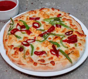 Spicy Paneer Pizza [Large 12 Inches]
