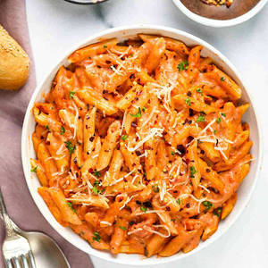 Classic Red Sauce Pasta