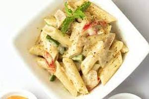 White Creamy Sauce Penne Pasta