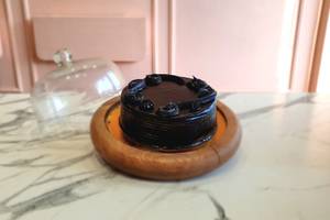 Signature Truffle Chocolate Cake (1 Pound)