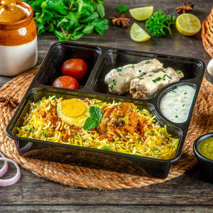 Chicken Kadir - E - Shaan Biryani Combo Meal