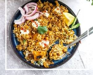 Chicken Hyderabadi Dum Biryani