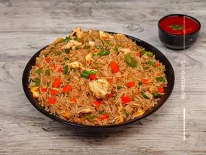 Schezwan Chicken Fried Rice: